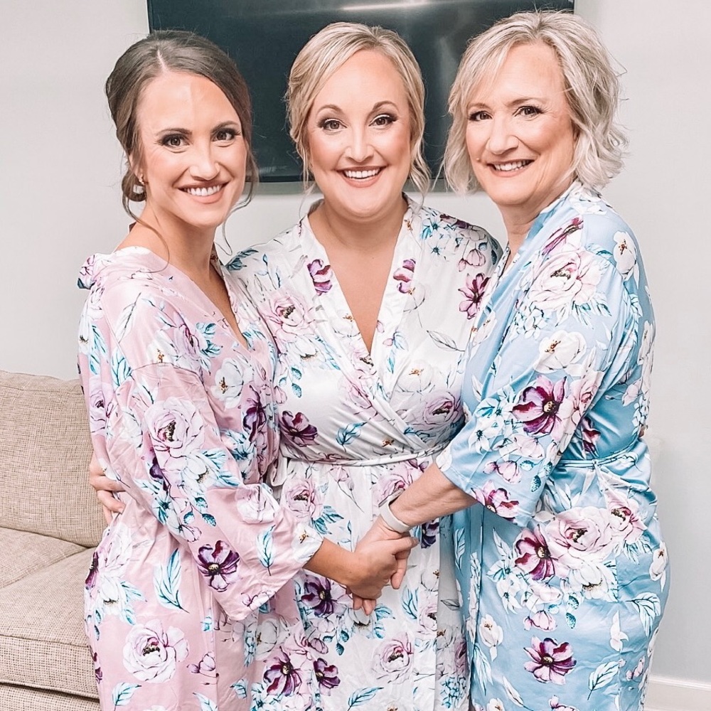 Meet your Poshers, Rachel, Haley and Julie